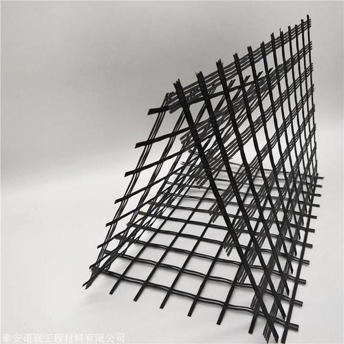 復合流閉式冷卻塔